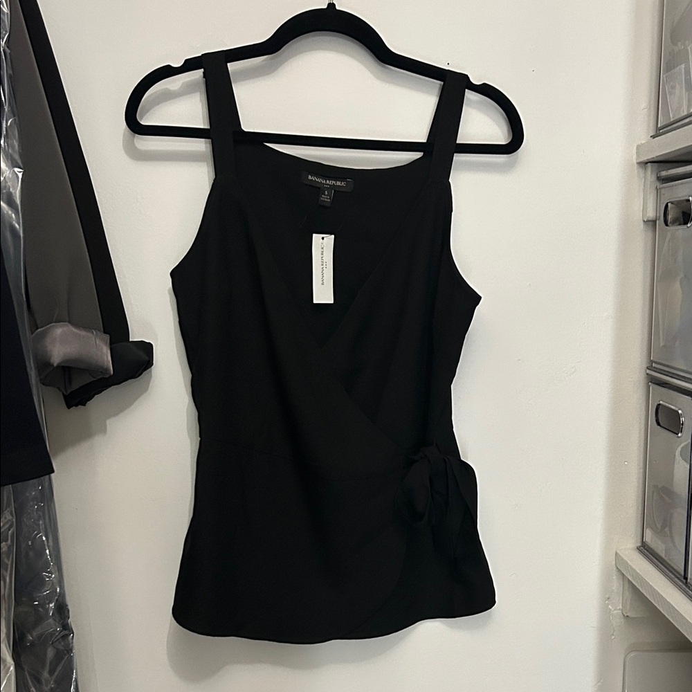 Banana Republic Black Sleeveless Blouse